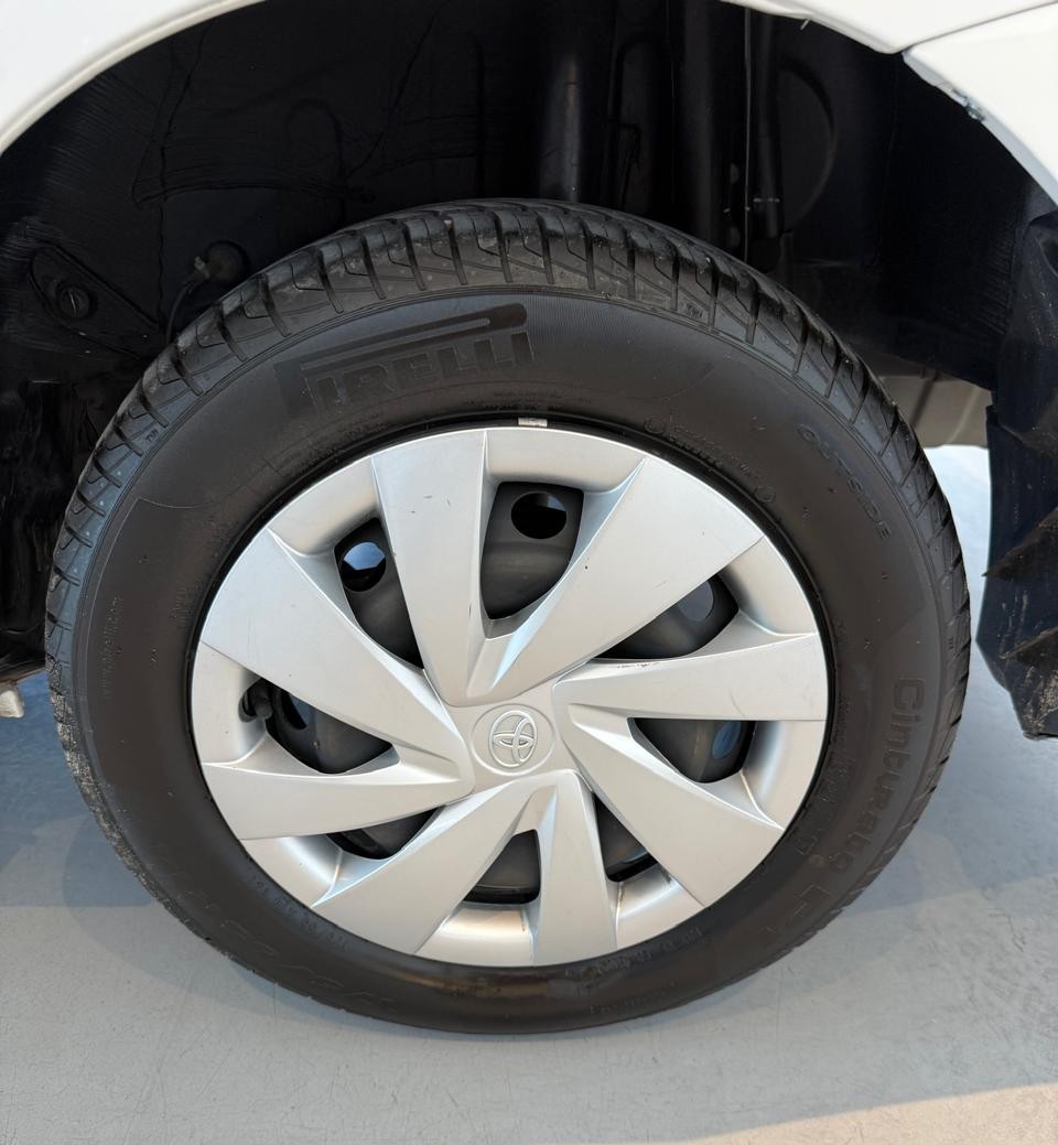 Toyota Etios 1.5 x MT6 4P