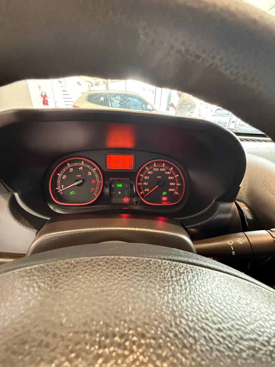 Renault Sandero Stepway 1.6 Dynamique l11