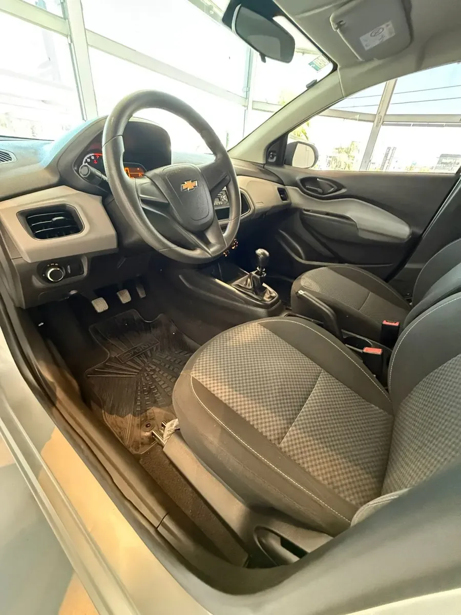 Chevrolet Onix 1.4 ls joy 5p l16