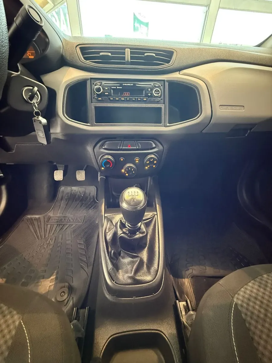 Chevrolet Onix 1.4 ls joy 5p l16