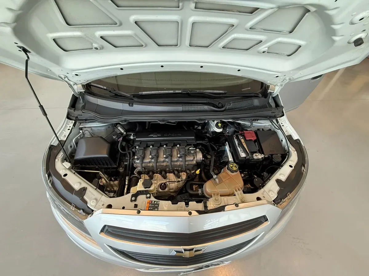 Chevrolet Onix 1.4 ls joy 5p l16