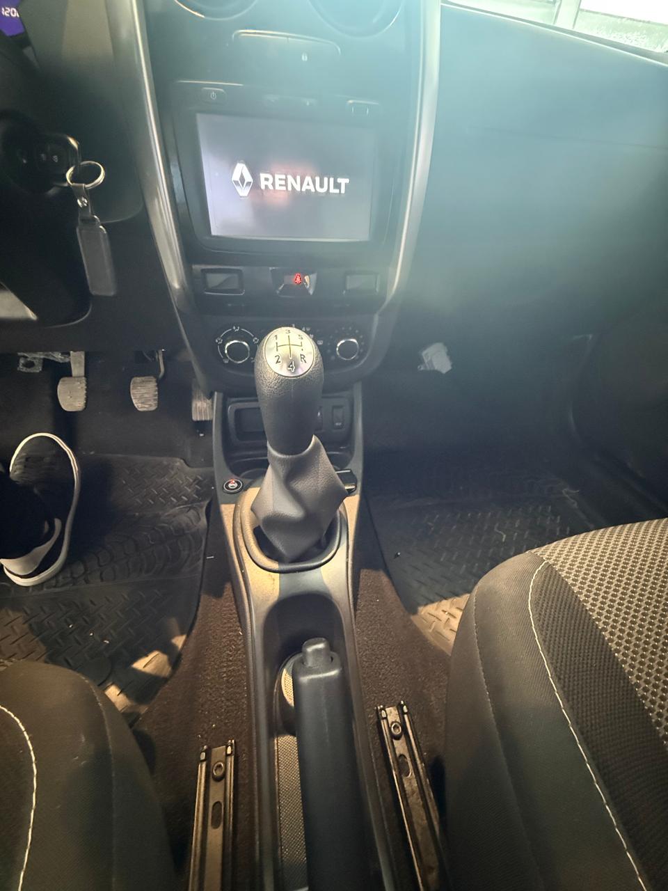 Renault Duster 1.6 4×2 Dynamique l15