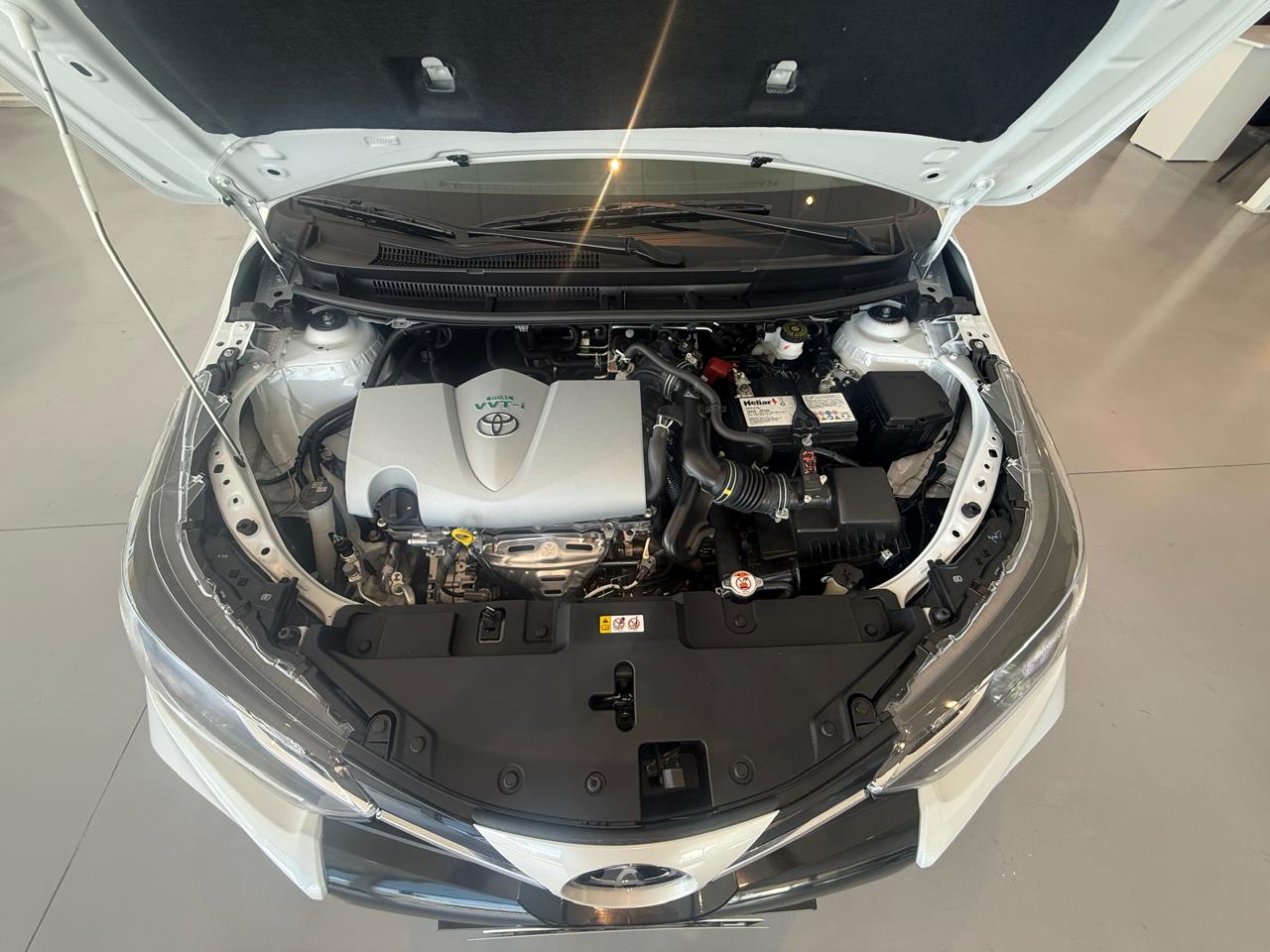 Toyota Yaris 1.5 s CVT 5P