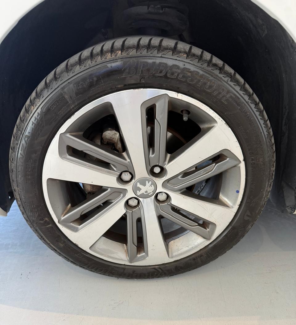 Peugeot 308 1.6 HDI Feline