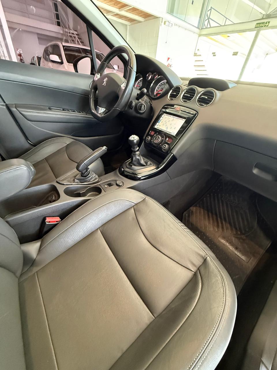 Peugeot 308 1.6 HDI Feline