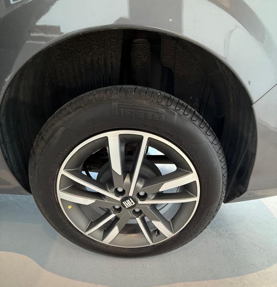 Fiat Cronos 1.3 GSE Precision CVT L23