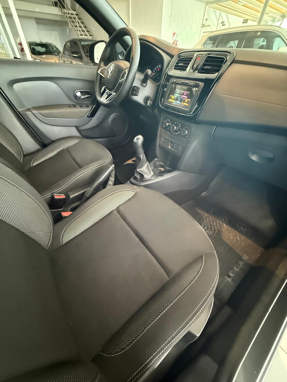 Renault Logan II 1.6 16v Zen