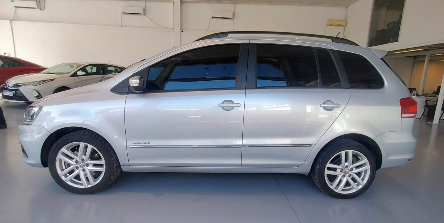 Volkswagen Suran 1.6 Highline i Motion l15