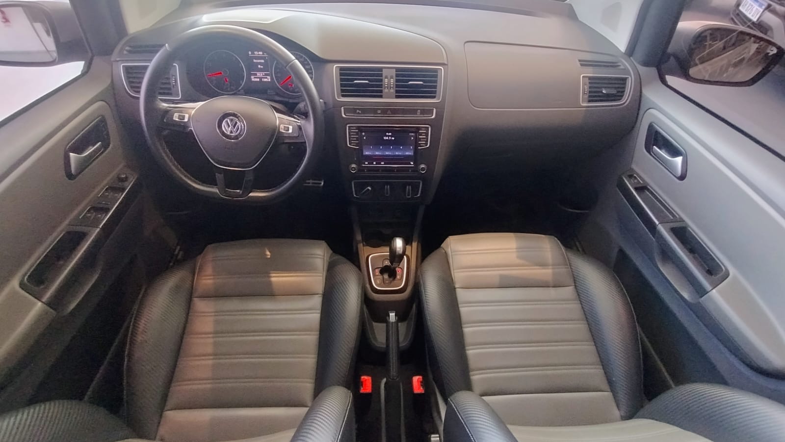 Volkswagen Suran 1.6 Highline i Motion l15