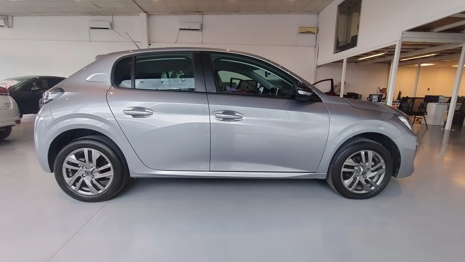 Peugeot 208 1.6 Allure l25