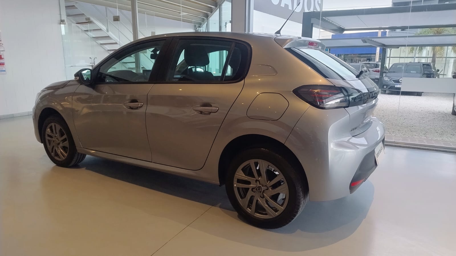 Peugeot 208 1.6 Allure l25