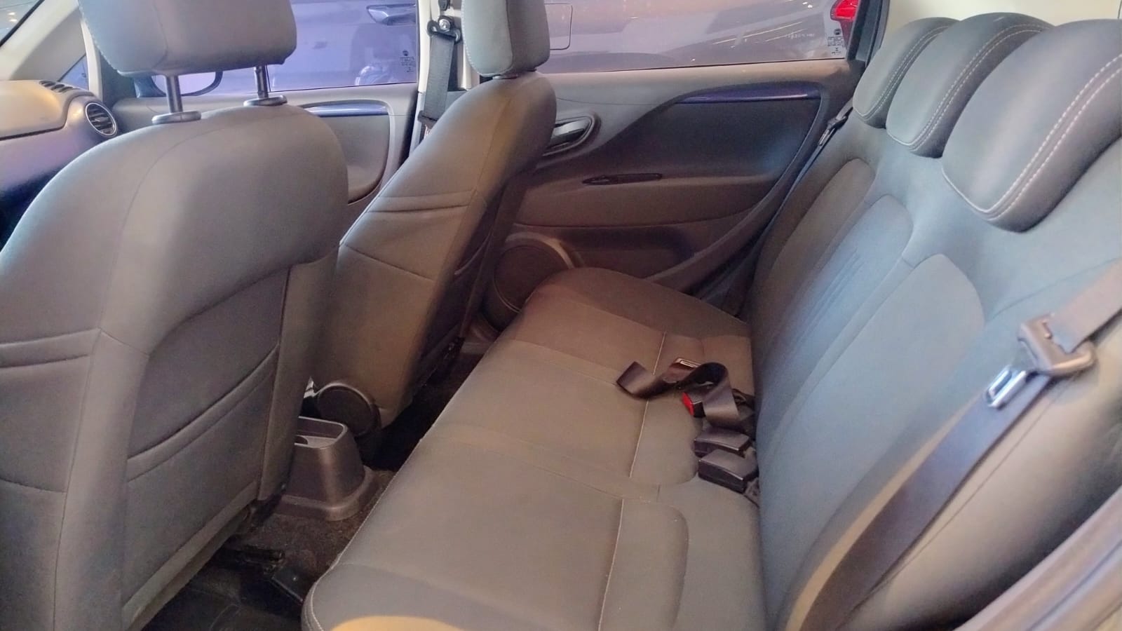 Fiat Punto 1.4 Attractive Uconnect l15