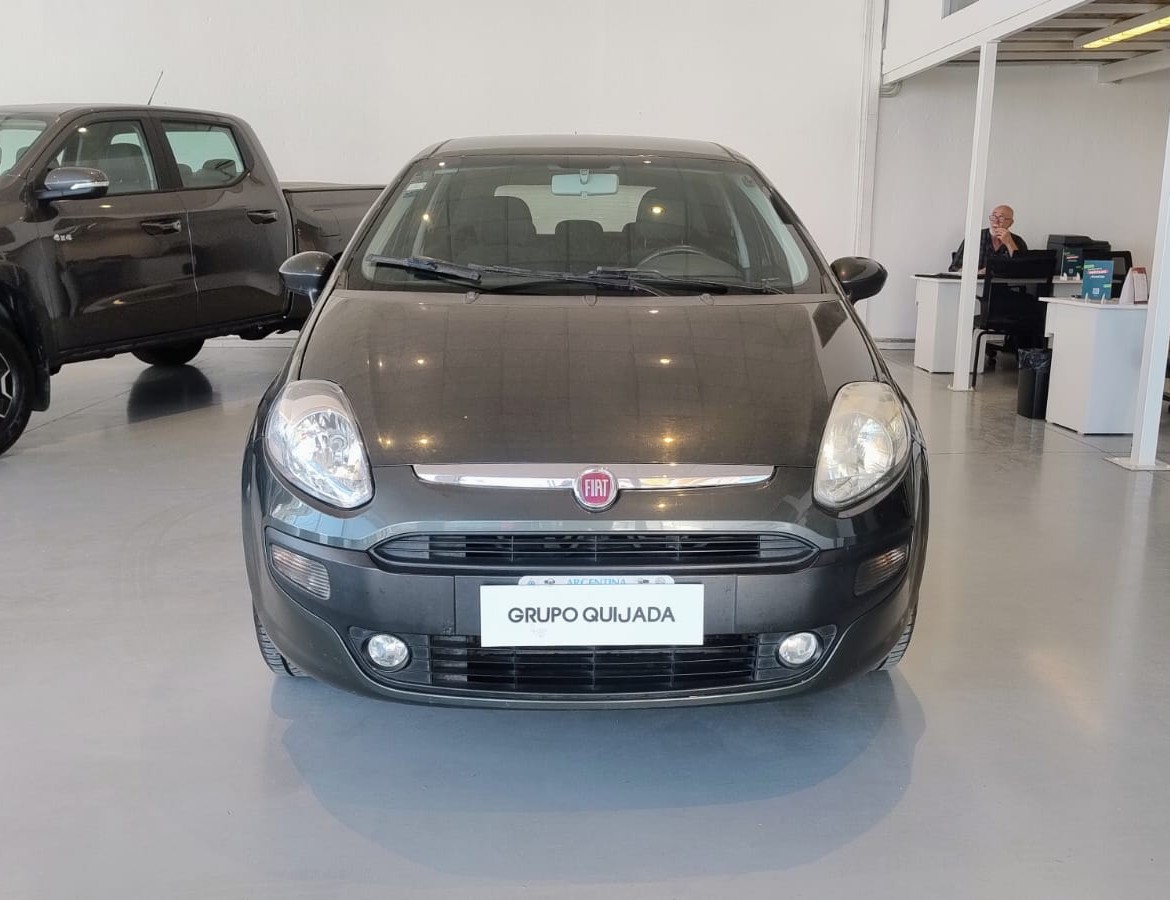 Fiat Punto 1.4 Attractive Uconnect l15